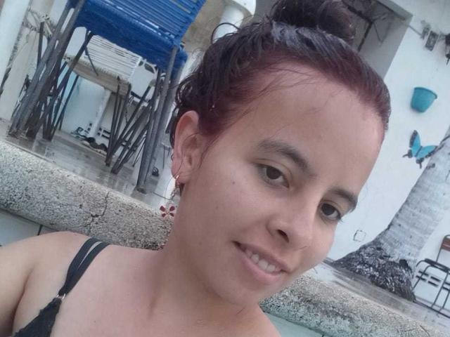 JuliaWaine - Live porn &amp; sex cam - 23820441