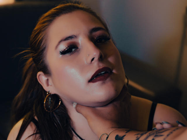 AmbarAllen - Live porn &amp; sex cam - 23822677