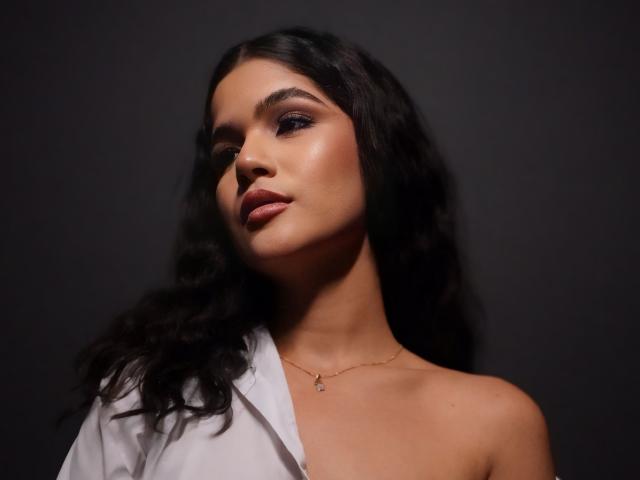 ScarlletZhen - Live porn &amp; sex cam - 23824281