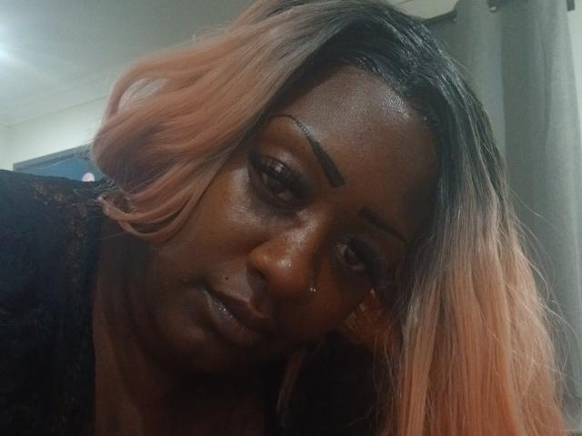 ExoticChocolit - сексуальная веб-камера в реальном времени - 23835057