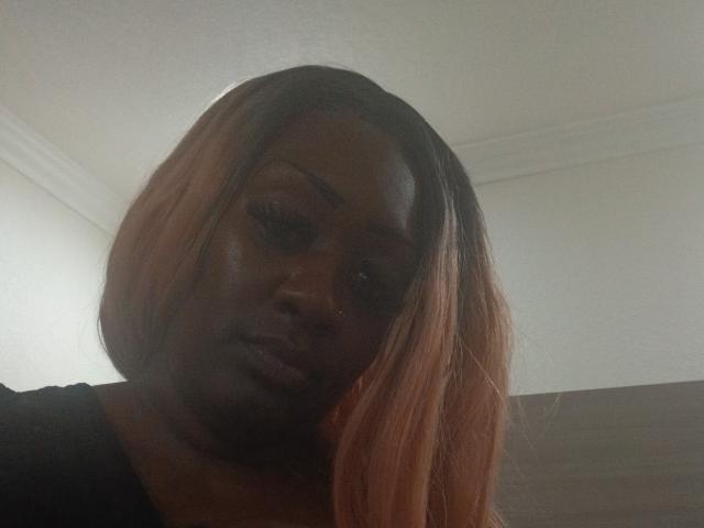 ExoticChocolit - Sexe cam en vivo - 23835073