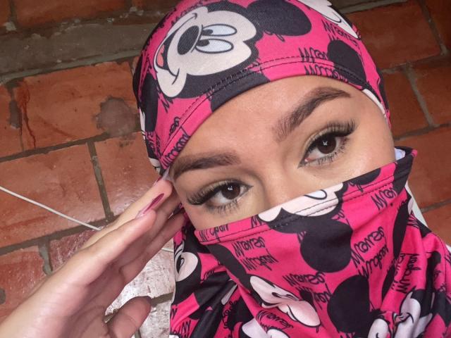 AlessiaFerry - Live sexe cam - 23838841