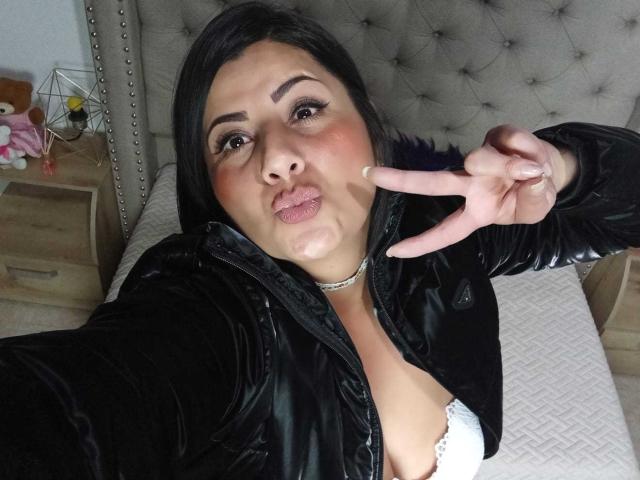 AngeleRoux - сексуальная веб-камера в реальном времени - 23841877