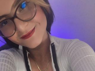 LeahKendl - Live porn &amp; sex cam - 23842861