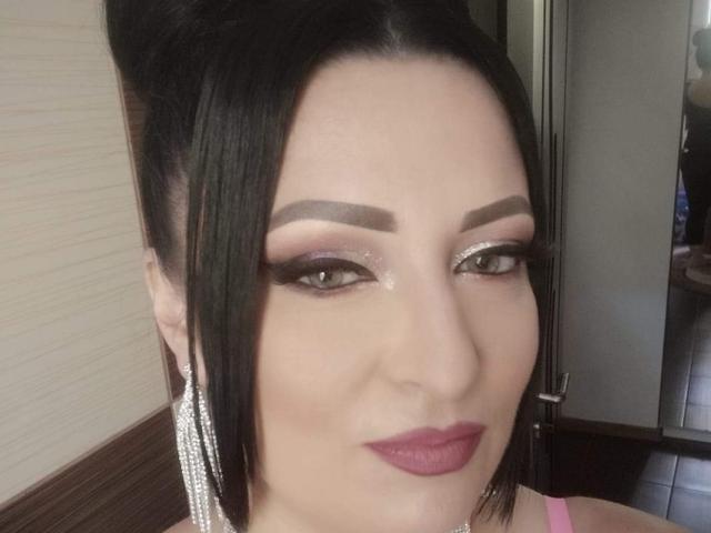 FlaviaJones - Live porn &amp; sex cam - 23843353