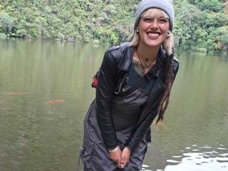 SharlotteX - Camera khiêu dâm &amp; quyến rũ trực tiếp - 23845589