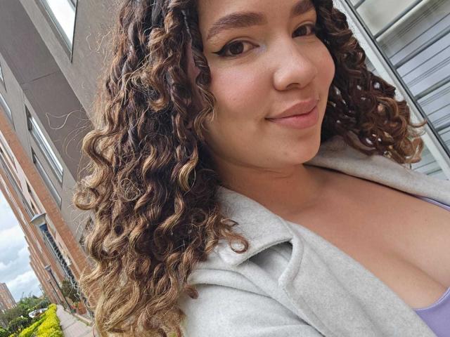 KendallPiierce69 - Live porn &amp; sex cam - 23846557