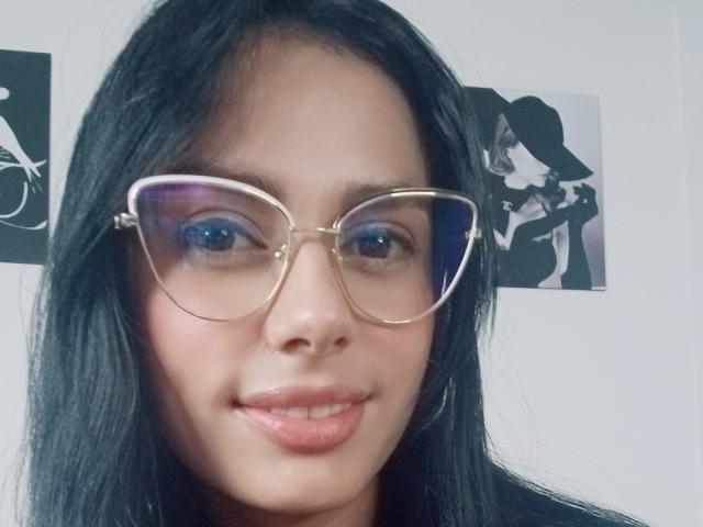 AnaisHilton - Live porn &amp; sex cam - 23852037