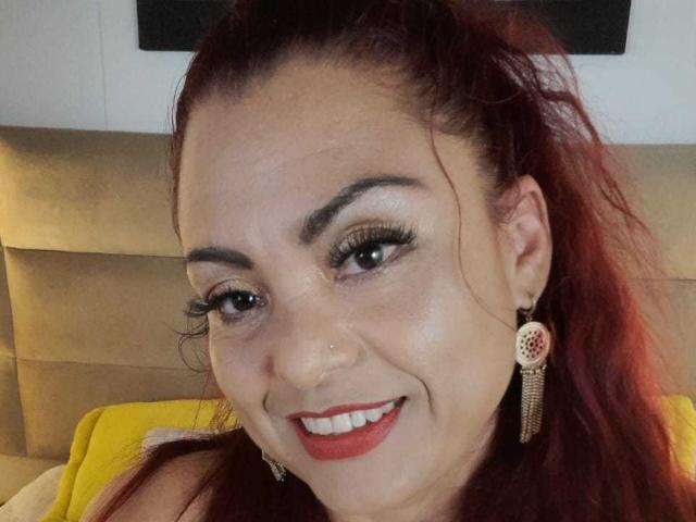 ChrissyKnox - Live sexe cam - 23854397