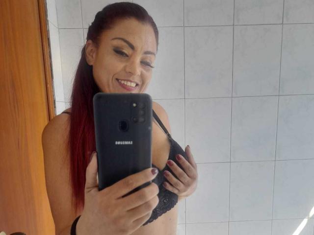 ChrissyKnox - Live sexe cam - 23854465