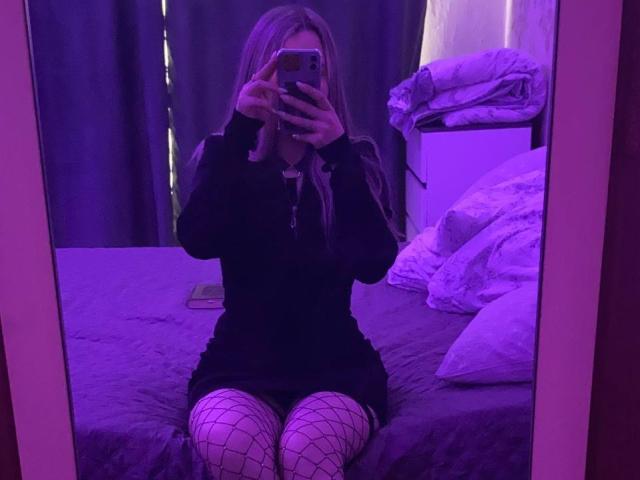 AlisForU - Live porn &amp; sex cam - 23858437