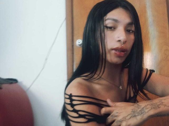 KatieBeckers - Live porn &amp; sex cam - 23860957