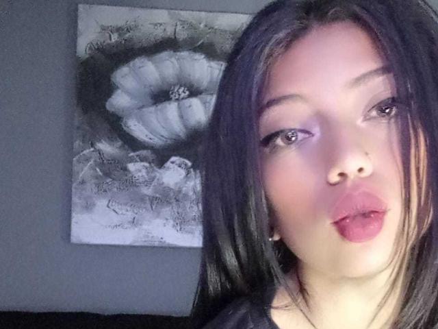 AshleyHills - פורנו בשידור חי ומצלמת סקס - 23862689