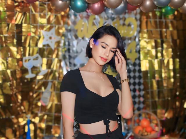 NikitaNormanson - Camera khiêu dâm &amp; quyến rũ trực tiếp - 23864093