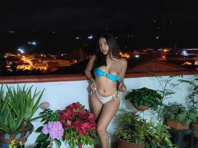 MiaReed - Live sex cam - 23865005