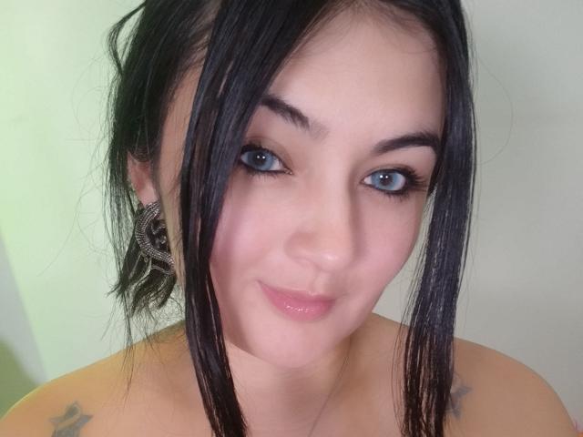 LindaSophieX - Live porn &amp; sex cam - 23865201