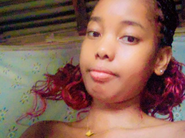 ZubiaSexy - Live porn &amp; sex cam - 23869681