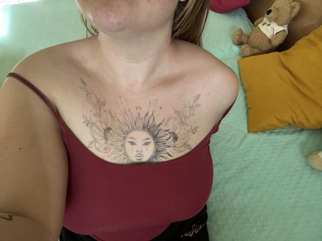 DiLaria - Live porn &amp; sex cam - 23870401