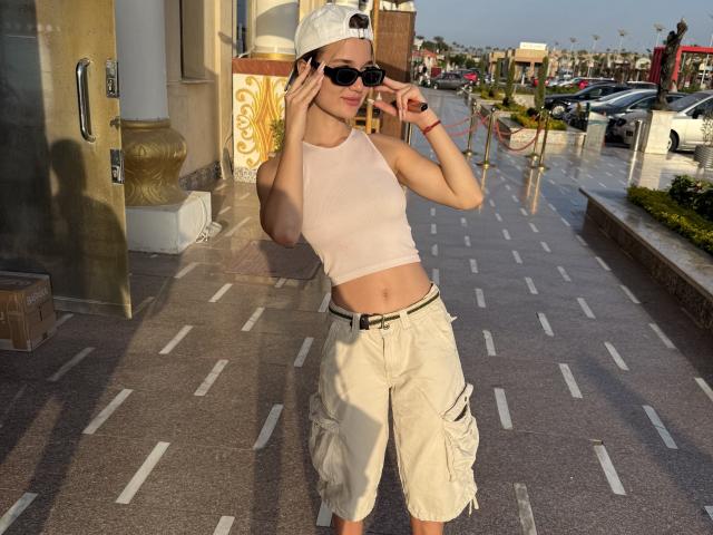 LolliErmsxl - Live porn &amp; sex cam - 23873913