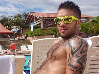 Niklaus - Sexe cam en vivo - 2387653