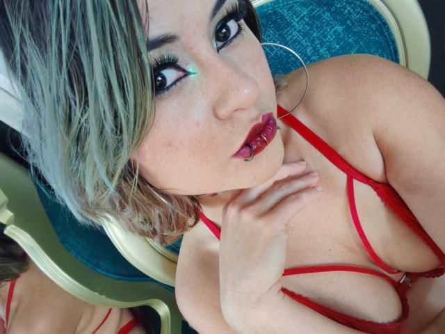 CassieJones - Live porn &amp; sex cam - 23878981