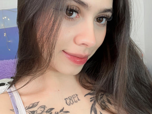 ChanelDeRosee - Live porn &amp; sex cam - 23879469