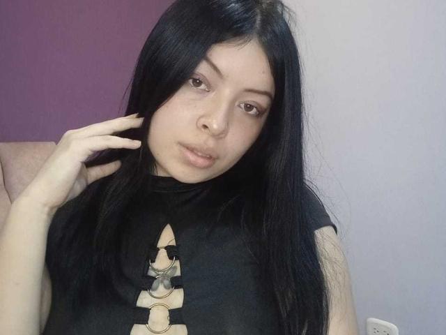 KateWelsin - Live sex cam - 23880645