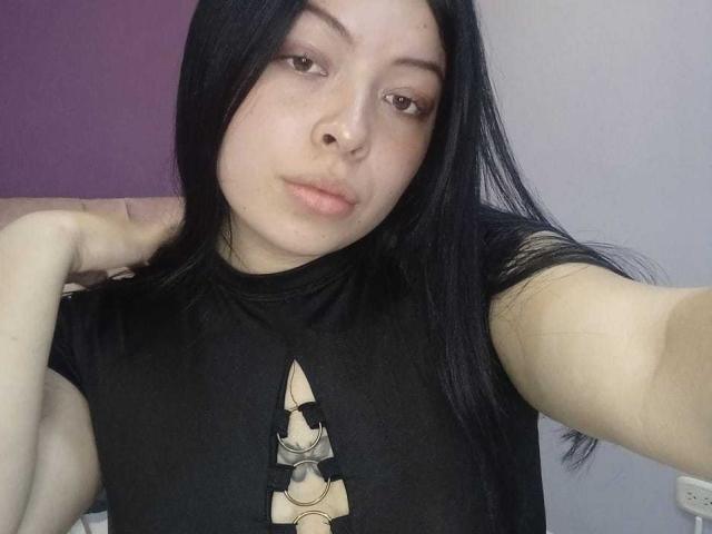 KateWelsin - Live porn &amp; sex cam - 23880653