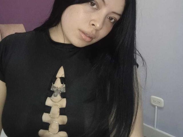 KateWelsin - сексуальная веб-камера в реальном времени - 23880657