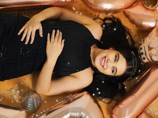 CamilaSofiia - Camera khiêu dâm &amp; quyến rũ trực tiếp - 23881017