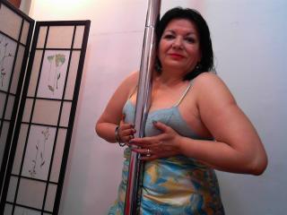 Cristinne69 - Chat cam sex with this hot body Sexy mother 