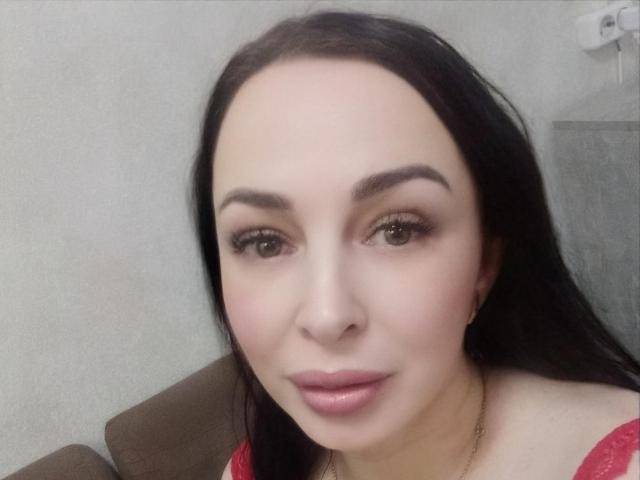 AlbertinaBertie - Live porn &amp; sex cam - 23884517