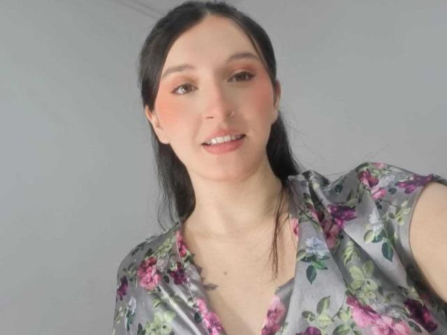 ZoeCortes - Live sexe cam - 23888733