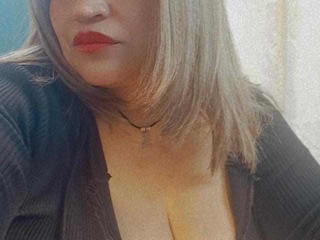 JennaRobbins - Live porn &amp; sex cam - 23900213