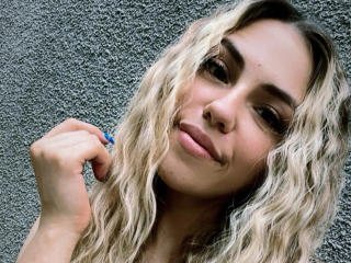 EvelynSunshine - Live porn &amp; sex cam - 23900281