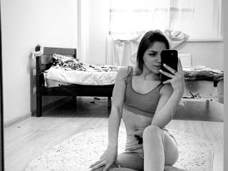 EvelynSunshine - Live porn &amp; sex cam - 23900297