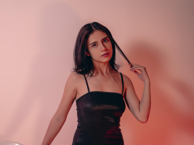 ValerieBanks - Live porn &amp; sex cam - 23902521