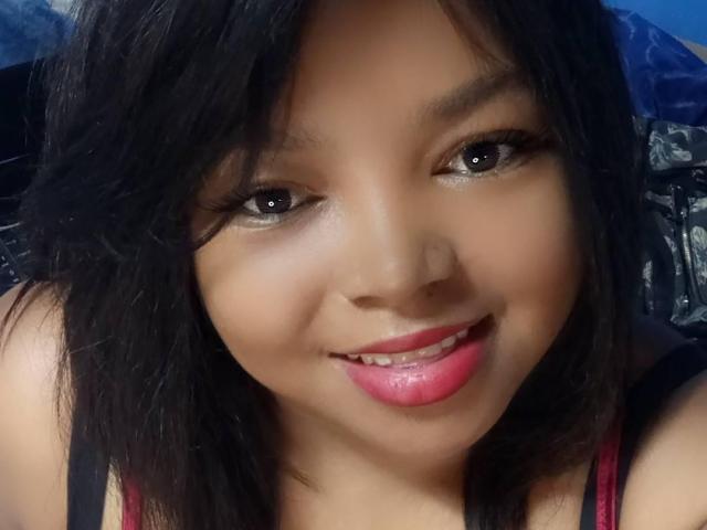 AnnayahOne - Live Sex Cam - 23911513