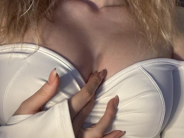 SelinaRose - Live porn &amp; sex cam - 23912401