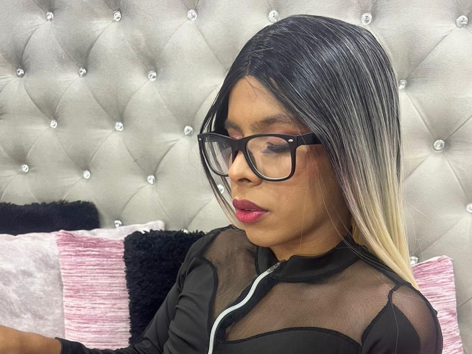 DafnneGill - Sexe cam en vivo - 23915065