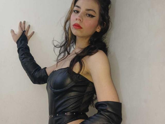 KatherinJohns - Live porn &amp; sex cam - 23915233