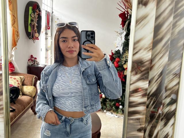 SharonKlart - Live porn &amp; sex cam - 23917365