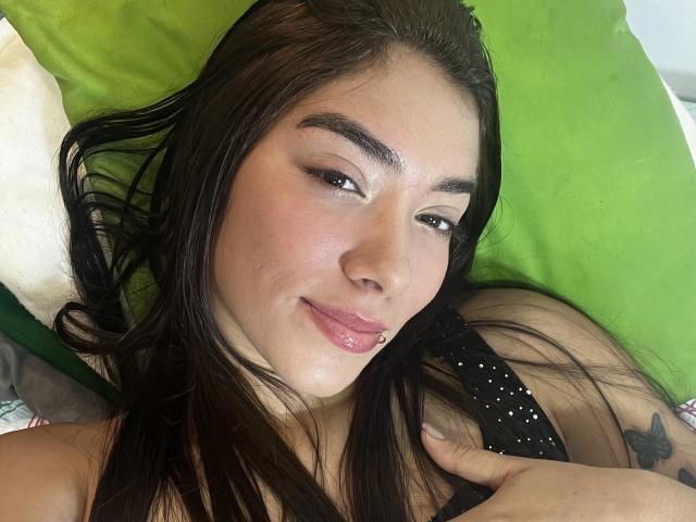 SharonKlart - Live porn &amp; sex cam - 23918725