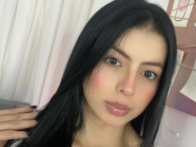 IsabellaJames - Live sex cam - 23918933