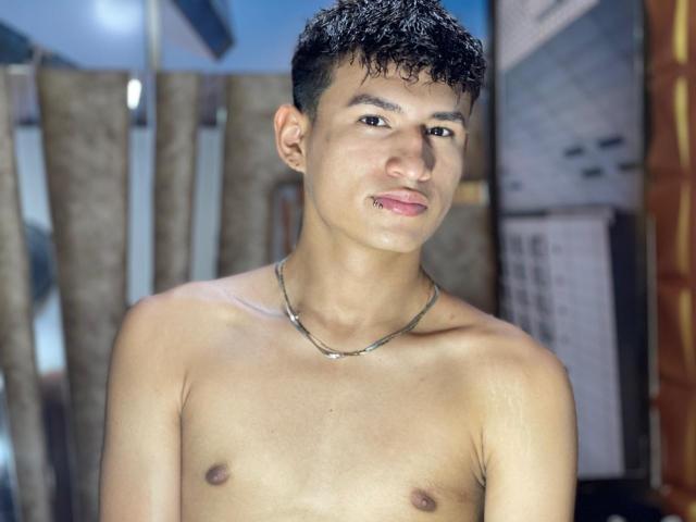 YochuaScott - Sexe cam en vivo - 23922029