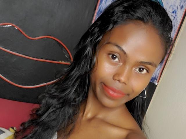 SaveurExotique - Camera khiêu dâm &amp; quyến rũ trực tiếp - 23924821