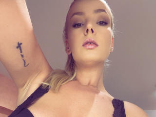 SweetAyra - сексуальная веб-камера в реальном времени - 23924977