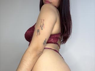 LucyMartelli - сексуальная веб-камера в реальном времени - 23927637