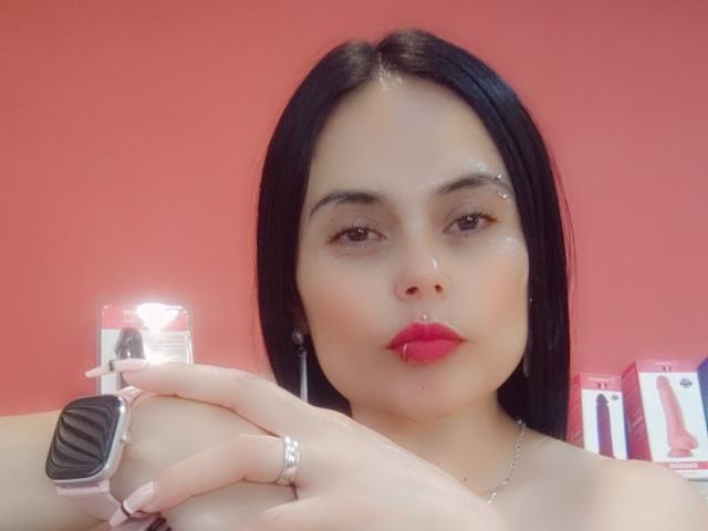 CharlotteCrofort - Live porn &amp; sex cam - 23928313