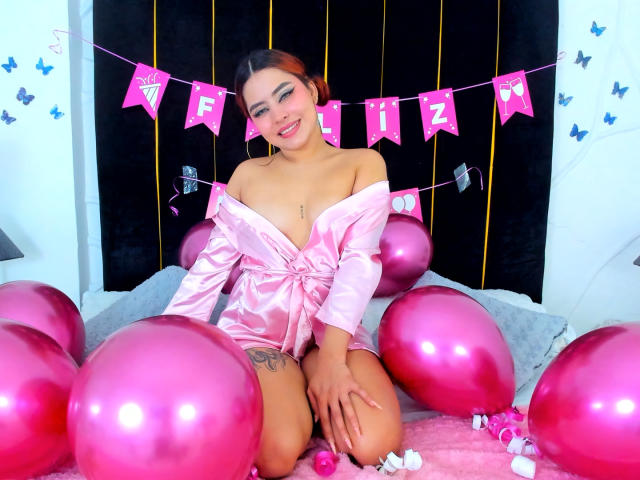 AgathaArabel - Sexe cam en vivo - 23929397